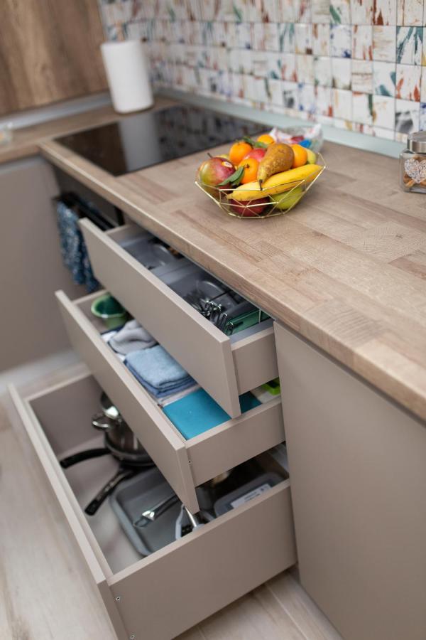 'Just Like Home' Apartment - With Private Parking Place Galaţi Exteriör bild