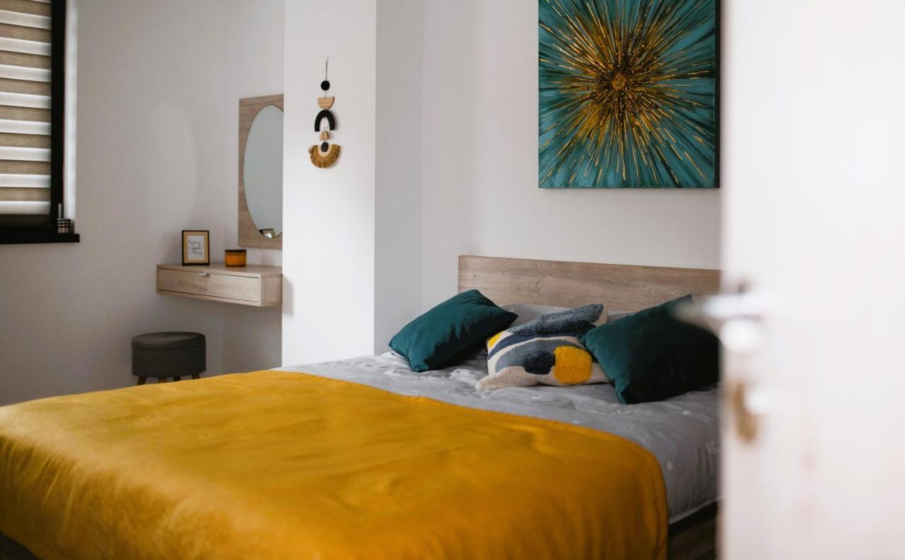 'Just Like Home' Apartment - With Private Parking Place Galaţi Exteriör bild