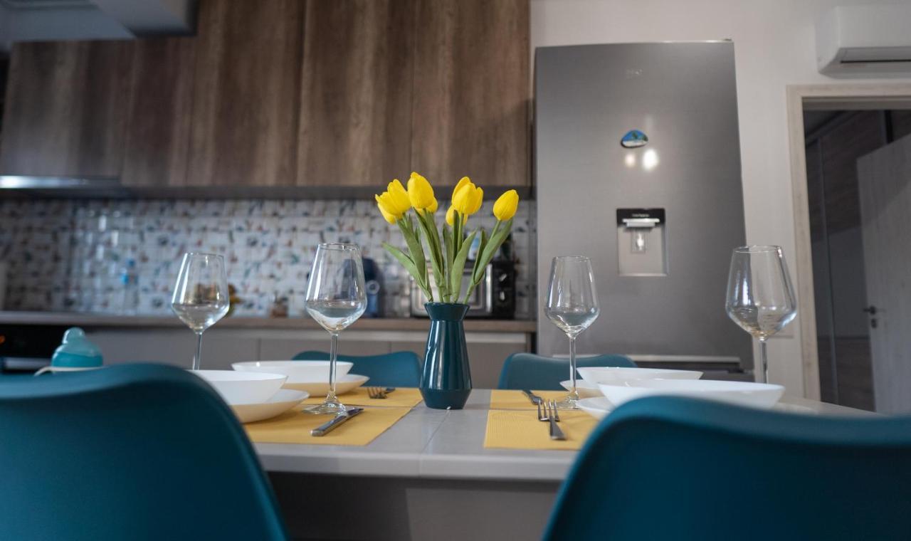 'Just Like Home' Apartment - With Private Parking Place Galaţi Exteriör bild