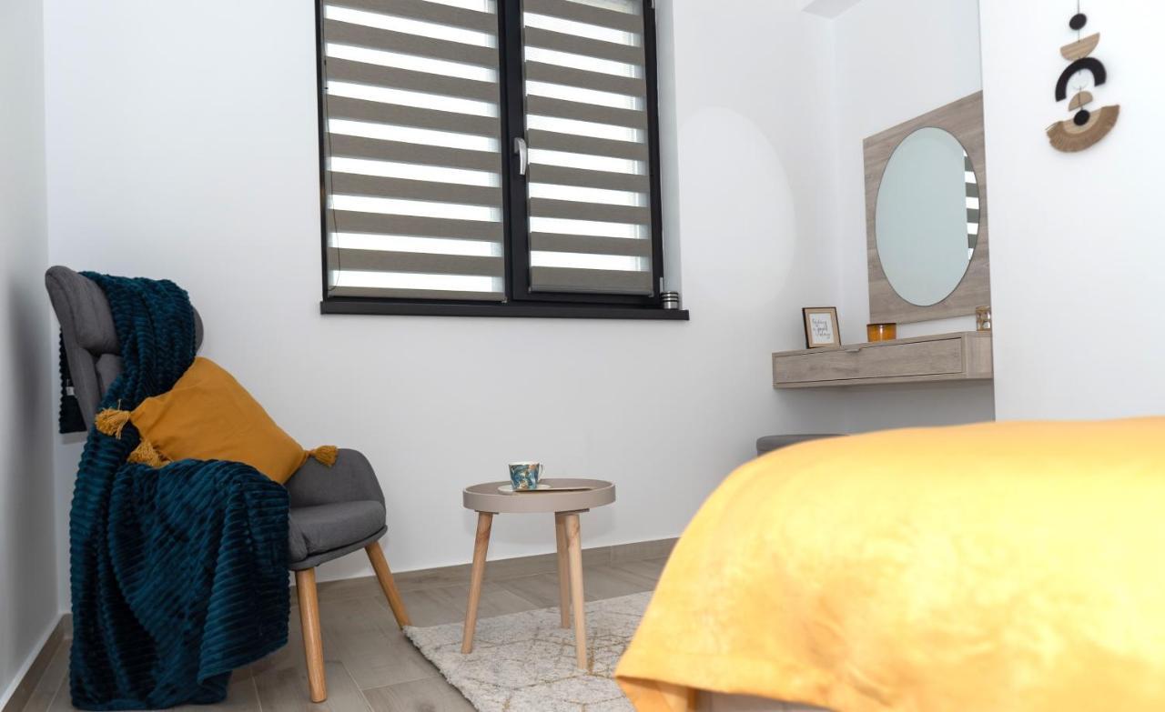 'Just Like Home' Apartment - With Private Parking Place Galaţi Exteriör bild
